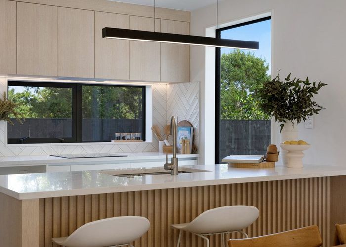  at 4/6A View Road, Glenfield, North Shore City, Auckland