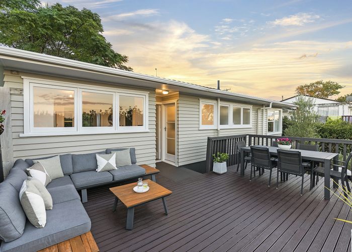  at 153 Rangatira Road, Beach Haven, Auckland