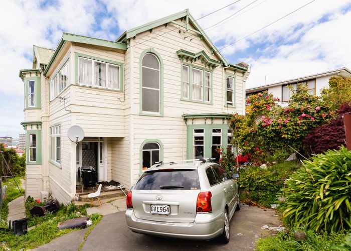  at 76 London Street, Dunedin Central, Dunedin