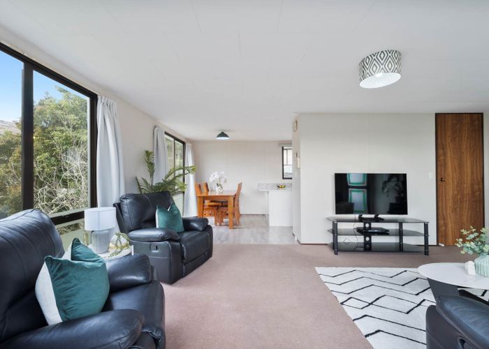  at 33 Starforth Place, Henderson, Waitakere City, Auckland