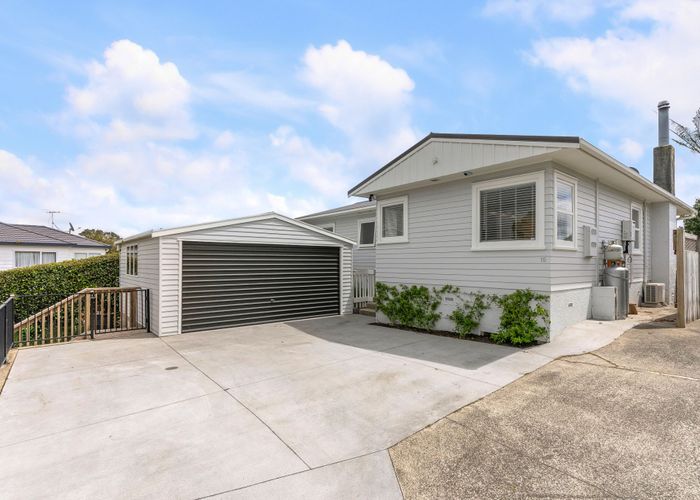  at 15 Roberts Road, Glenfield, North Shore City, Auckland