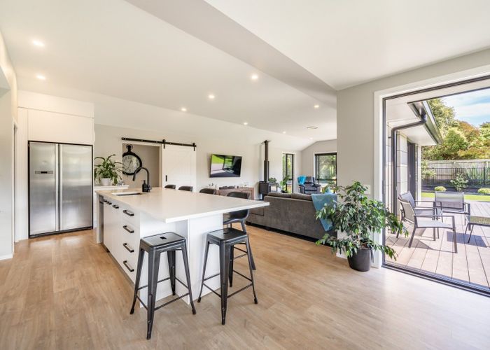  at 355 Grays Road, Pauatahanui, Porirua, Wellington