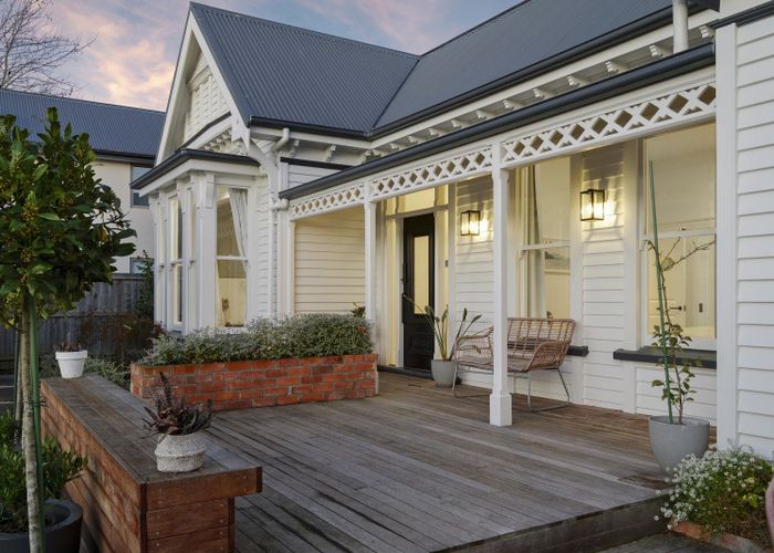  at 28 Hawkesbury Avenue, Merivale, Christchurch City, Canterbury