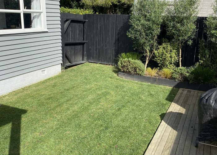  at 19 Metcalfe Road, Ranui, Waitakere City, Auckland