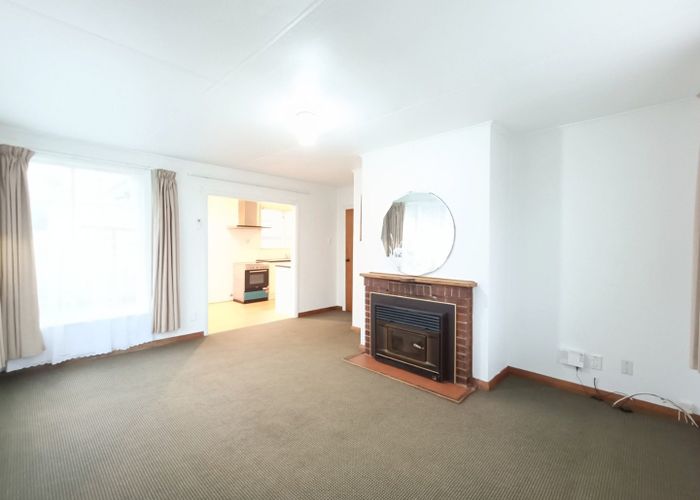  at 27 Coates Crescent, Panmure, Auckland City, Auckland