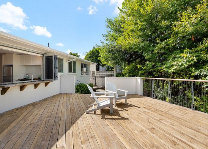  at 33 Simla Terrace, Hospital Hill, Napier, Hawke's Bay