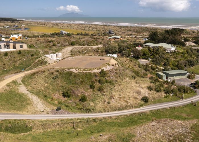  at A/53 Reay Mackay Grove, Waikawa Beach