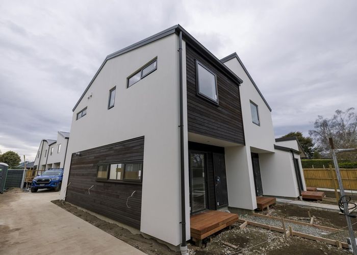  at 220 Geraldine Street, Edgeware, Christchurch City, Canterbury