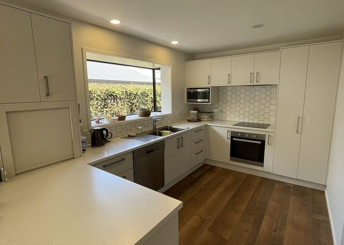  at 2/44 Nortons Road, Avonhead, Christchurch
