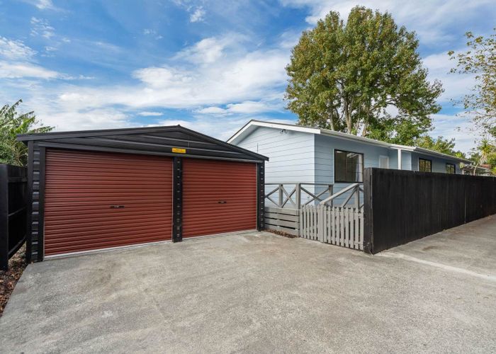  at 13 Hamblyn Place, Ranui, Waitakere City, Auckland