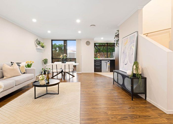  at 55/182 Flat Bush School Road, Flat Bush, Manukau City, Auckland