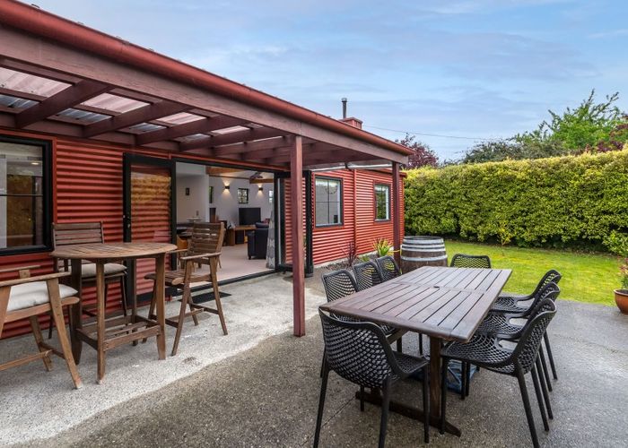  at 17 Cologne Street, Martinborough