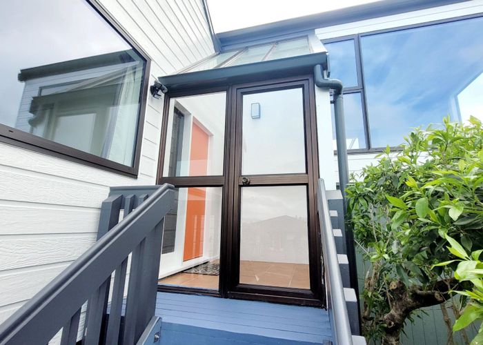  at 9 Bodmin Terrace, Camborne, Porirua