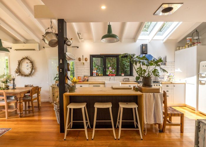  at 12 Waiata Road, Onetangi, Waiheke Island, Auckland