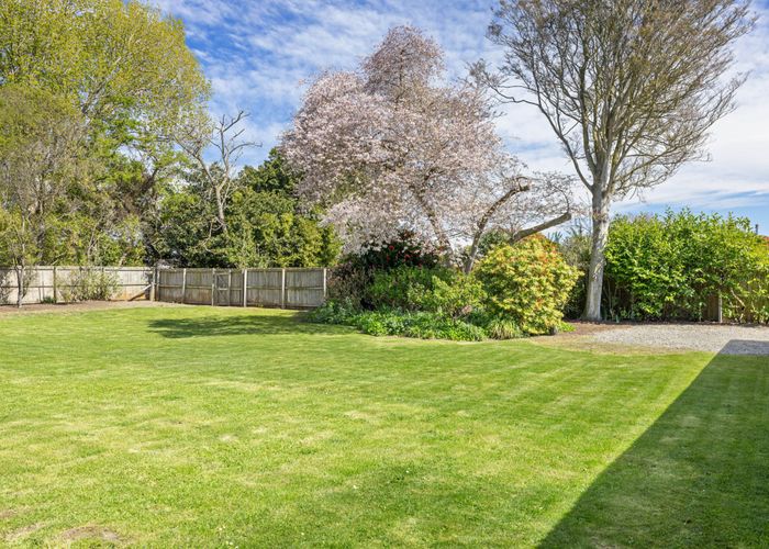  at 37A Balrudry Street, Avonhead, Christchurch City, Canterbury