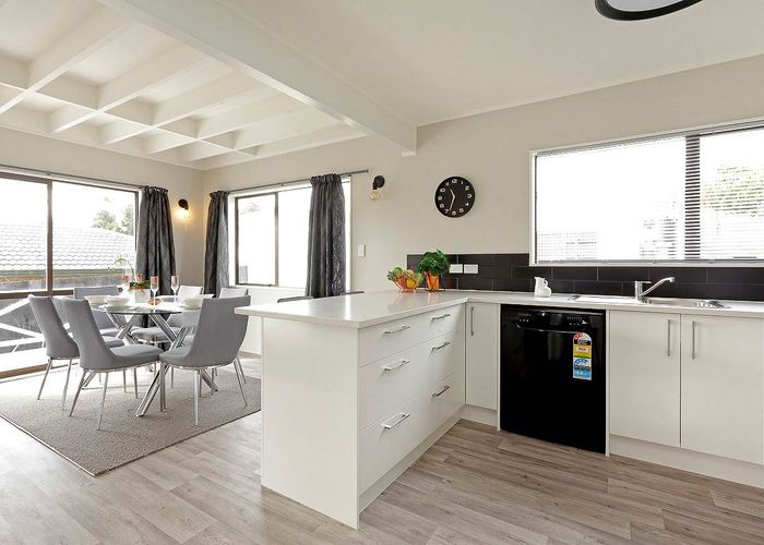  at 1/24 Archibald Road, Kelston, Auckland