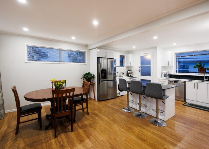 at 28 Raglan Avenue, Cloverlea, Palmerston North