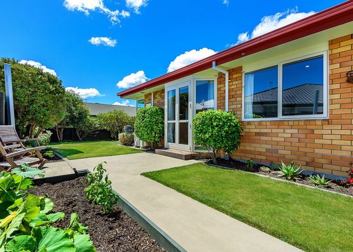  at 7B Ronald George Place, Parklands, Christchurch