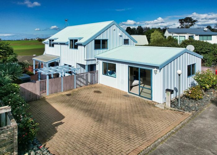  at 5/485 Don Buck Road, Massey, Waitakere City, Auckland