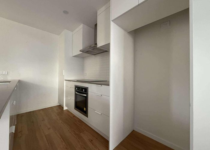  at 2/27 Main Road, Wainuiomata, Lower Hutt, Wellington