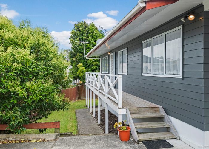  at Pax Avenue, Forrest Hill, North Shore City, Auckland