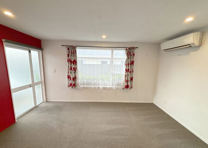  at 2/29 Barrie Street, Addington, Christchurch City, Canterbury