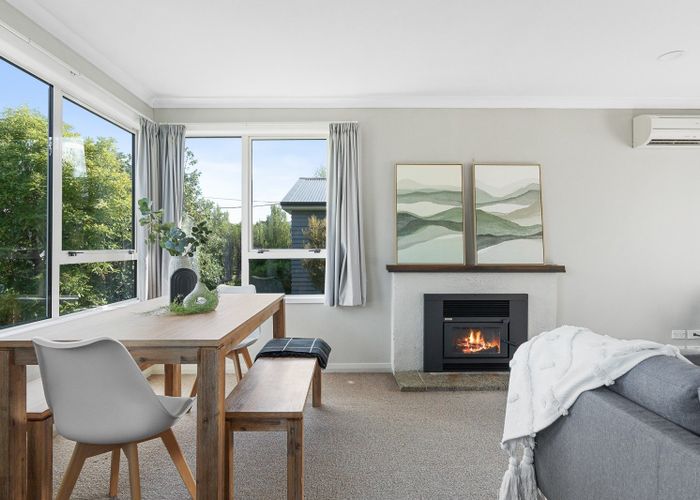  at 220 Belvedere Road, Carterton