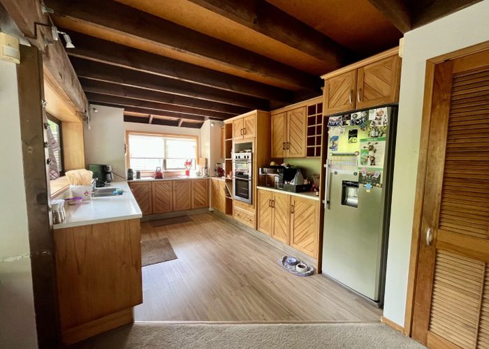  at 2/69 Saddleback Rise, Murrays Bay, North Shore City, Auckland