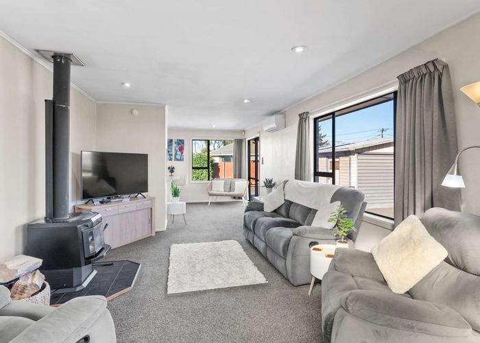 at 37 Moffett Street, Islington, Christchurch