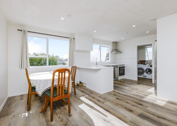  at 61 Israel Avenue, Clover Park, Auckland