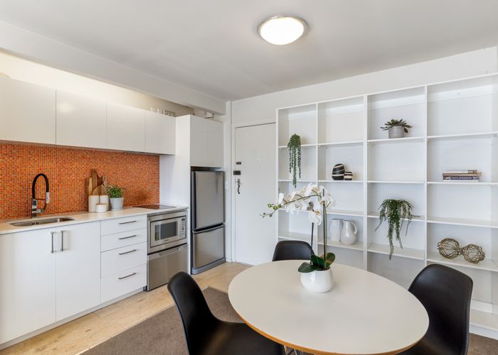  at 6/27 Wallace Street, Herne Bay, Auckland