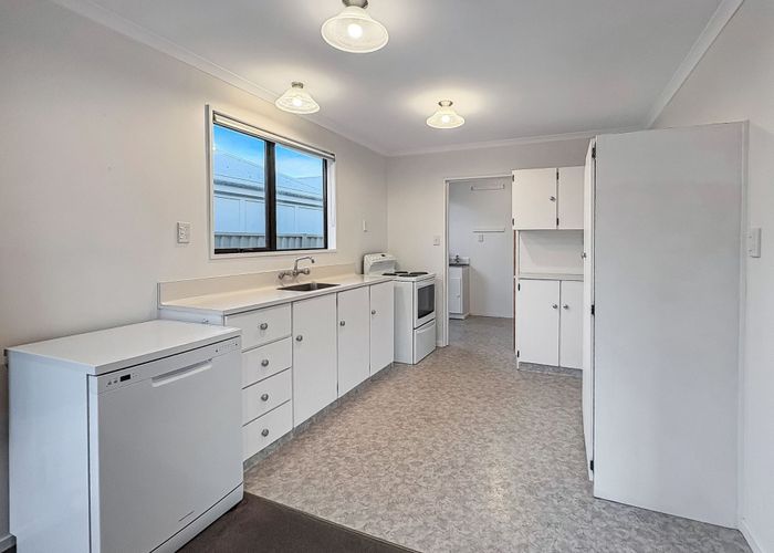  at 1/11 Sylvia Street, Parklands, Christchurch