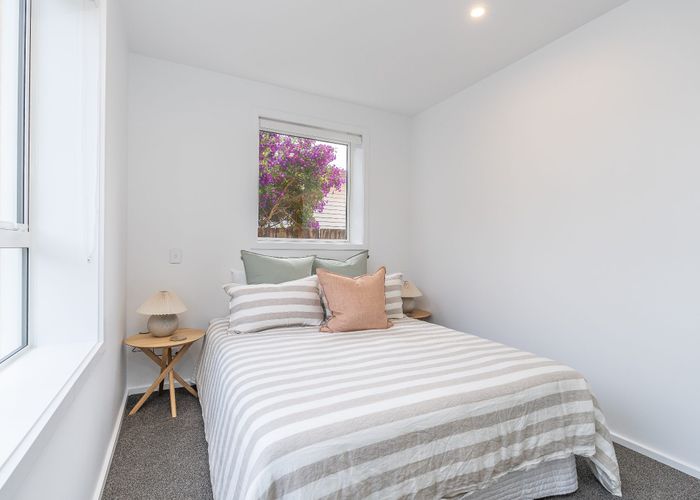  at 208/2a Oakley Avenue, Waterview, Auckland City, Auckland