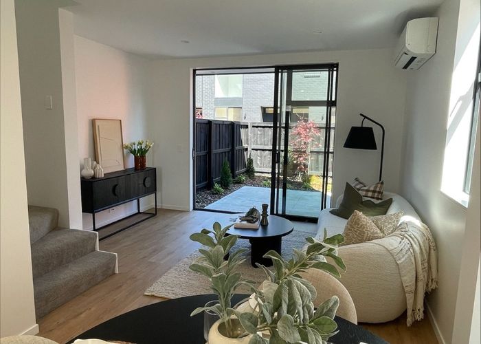  at 1/5 Donald Place, Merivale, Christchurch City, Canterbury