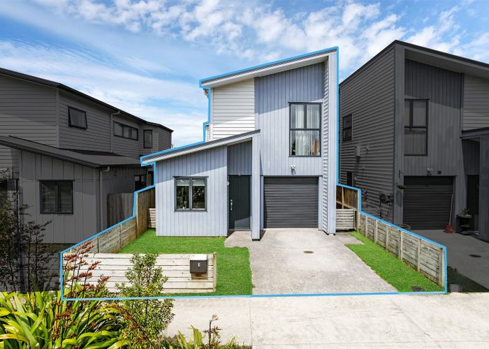  at 33 Tapuwae Way, Mangere Bridge, Auckland