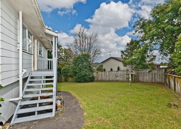  at 18 Merida Place, Unsworth Heights, North Shore City, Auckland