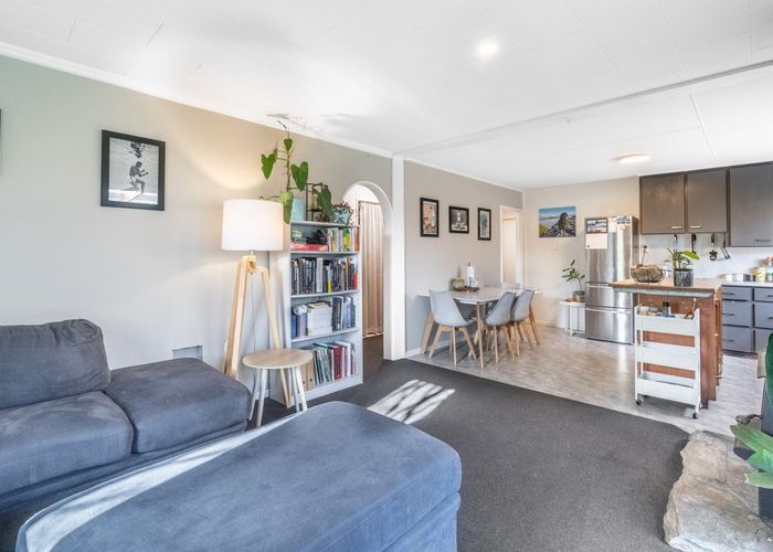  at 23 Ottrey Street, Clifton, Invercargill