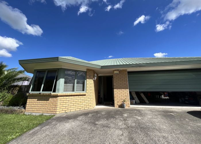  at 4 Farringdon Av, Rototuna, Hamilton, Waikato