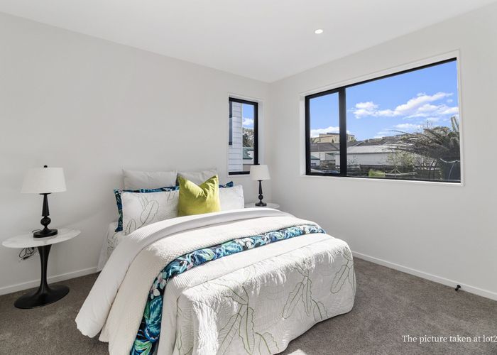  at 105A Sycamore Drive, Sunnynook, North Shore City, Auckland