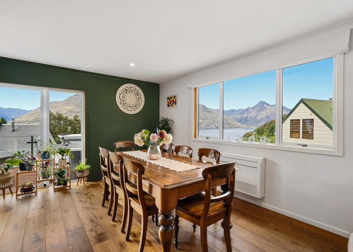  at 2 Evergreen Place, Sunshine Bay, Queenstown-Lakes, Otago