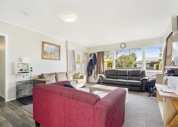  at 2 Orelio Street, Hillcrest, Hamilton