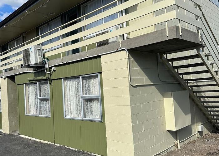  at 8/5 Manning Street, Hamilton City Central, Hamilton, Waikato