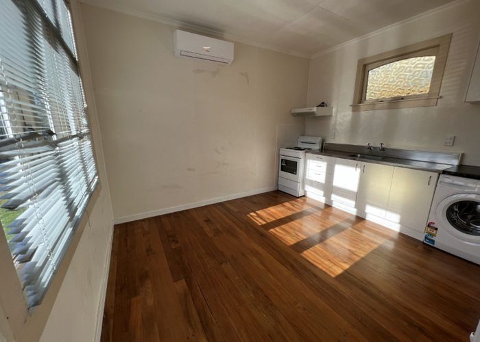  at 285C Fitzherbert Avenue, West End, Palmerston North, Manawatu / Whanganui