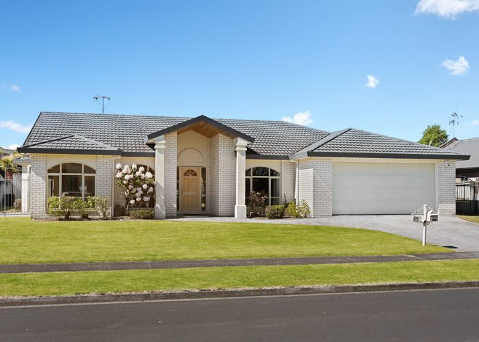  at 2 Roderick Place, Rototuna, Hamilton, Waikato