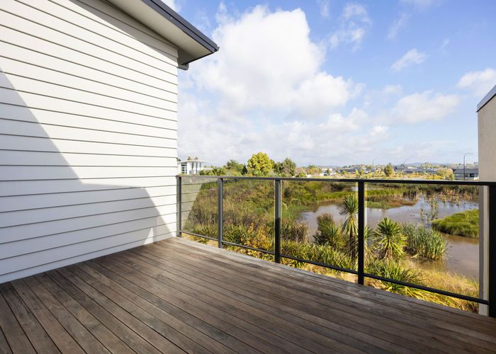  at 8/37 North Ridge Drive, Rototuna, Hamilton, Waikato