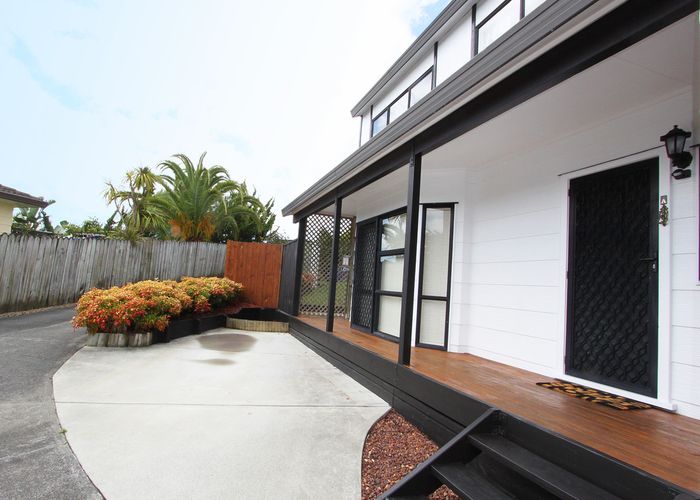  at 1/45 De Quincey Terrace, Highland Park, Auckland
