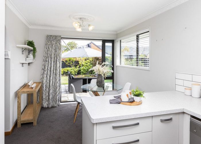  at 2/22 Leander Street, Northcote, Christchurch