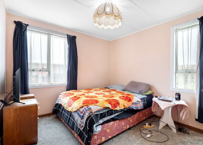  at 14 Tainui Street, Castlecliff, Whanganui, Manawatu / Whanganui