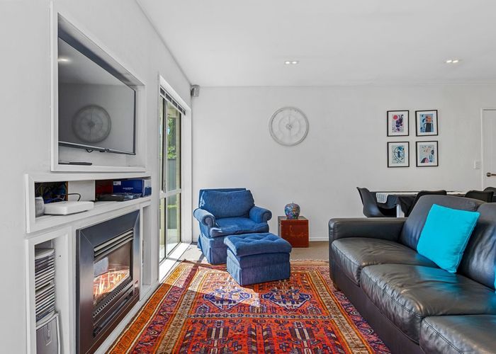  at 1/296 Innes Road, Mairehau, Christchurch