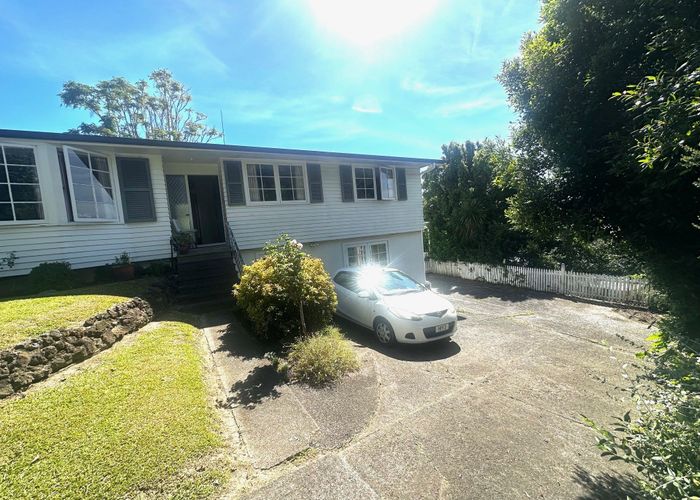  at 9 Springfield Street, Forrest Hill, North Shore City, Auckland